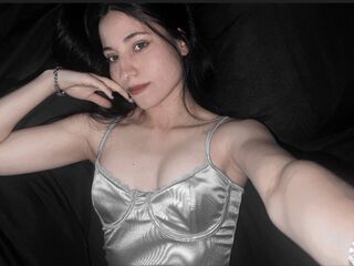 cam girl playing with sextoy KateLux