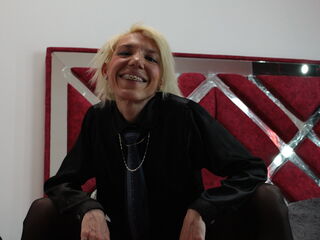free liveshow KloeSwings