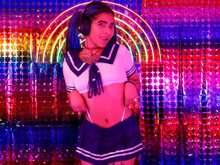 mastubating web cam girl KoralineMiller