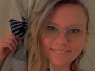 naughty chat room LiluRosey