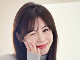 naked webcamgirl picture LilyWise