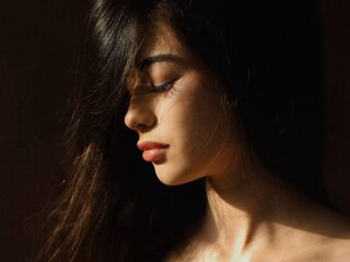 camslut topless LisaColee