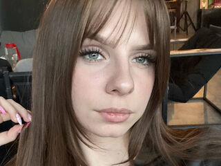 fingering girl cam LoiseHarington