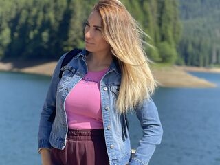 sex show online LovelyMaia