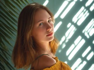 cam girl livecam LucettaHarder