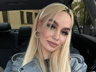 cam slut chat LynGriscom