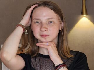 cam girl sex show LynetteGoodwyn