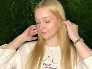 naked cam chatroom MadalineStehlik