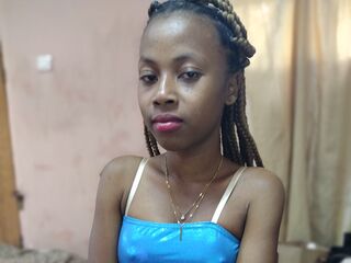 camwhore fingering shaved pussy MalalaDianah