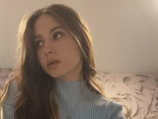 naked girl with webcam masturbating with vibrator MalissaHans