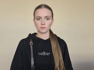 adult web cam MargieWiacek