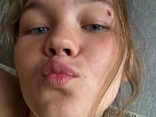 naked camgirl picture Mariicka