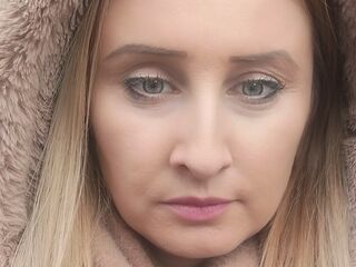 teaser web cam MaryEma