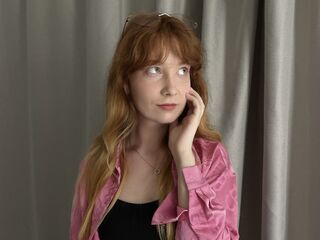 naughty camgirl photo MaryellenQazi