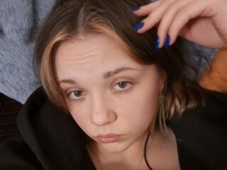 camgirl playing with vibrator MayBurhans