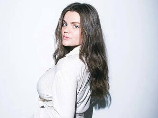 camslut webcam video MelaniMell