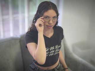 naked cam MelissaSkye
