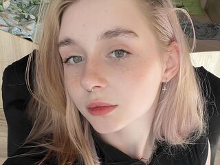 live cam show MiaMerek