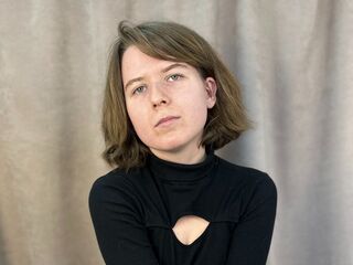 chatroom sex MoiraElletson
