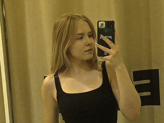 adult nude chat MolliMcDaniel