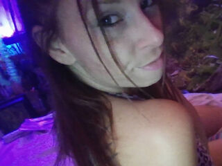 camslut webcam video MollyDevine