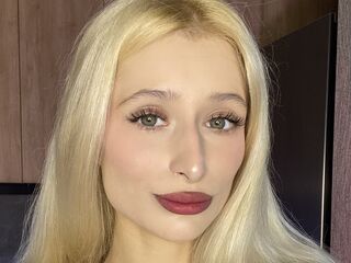 jasmin camgirl chatroom MonicaBarbies