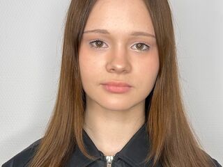 chat with cam NaidaBrayton