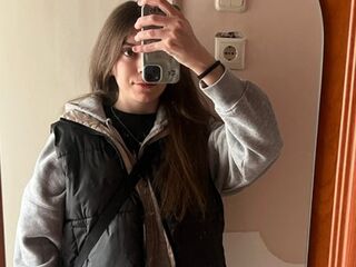 fingering girl webcam picture NicoleInfinit