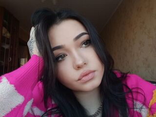 camslut fingering shaved pussy OdelynaHeath