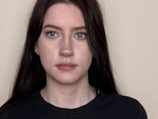 masturbating camgirl OssieMichard