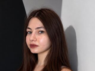 hot webcam RoselynSvatek