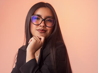 camgirl masturbating with sex toy SamantaDupont