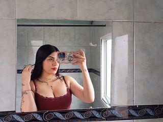 naked camgirl photo SamaraCastellano