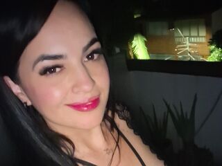 cam girl showing tits SaraAdkinsing