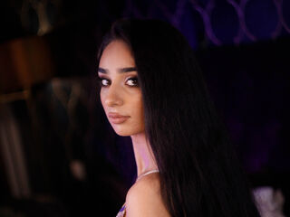kinky video chat performer SaraJanee