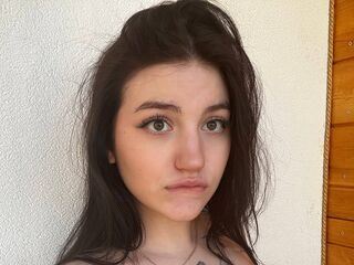 cam girl playing with vibrator SashaPefferman