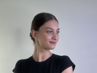 hot naked webcamgirl SharikaWigington