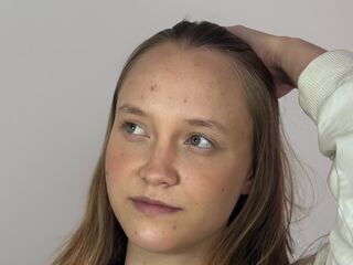 camslut spreading pussy SharriDougan