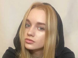 naughty cam girl picture SheridanSillavan