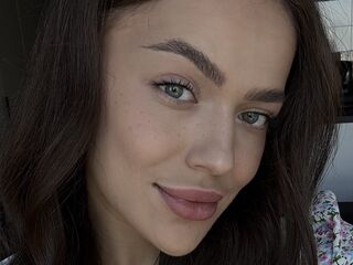 live webcam girl SophieLun