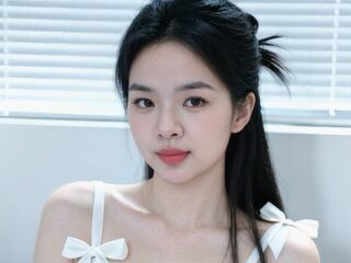 cam girl playing with dildo SuRan