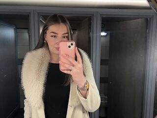fingering girl cam SweetChloex