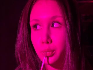 nude cam girl picture WilletteLabrie