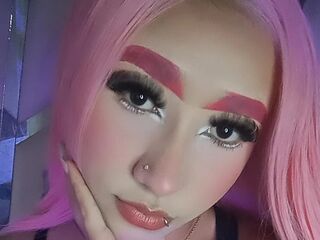 camgirl playing with vibrator ZafiraConnor