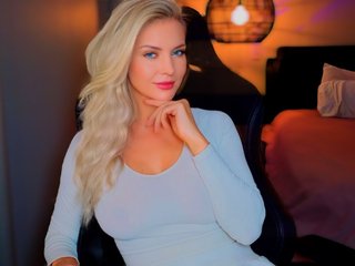 MsLindsayDevis